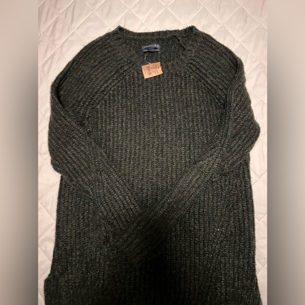 NWT American Eagle Sweater